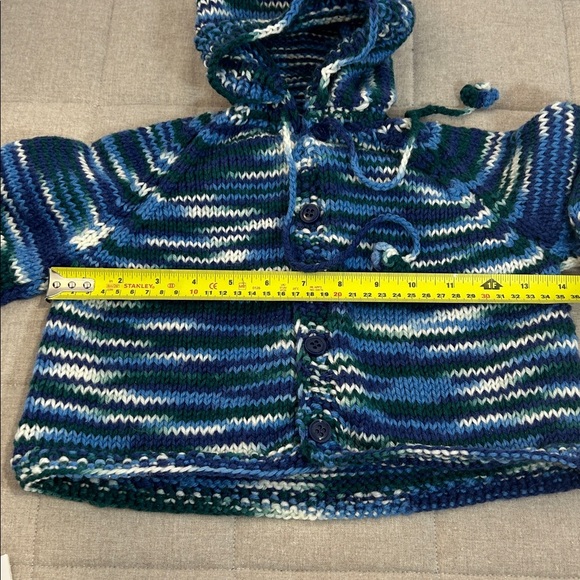 Vintage. Hand made. New. Blue and Green Knit Hooded Sweater - Picture 6 of 6